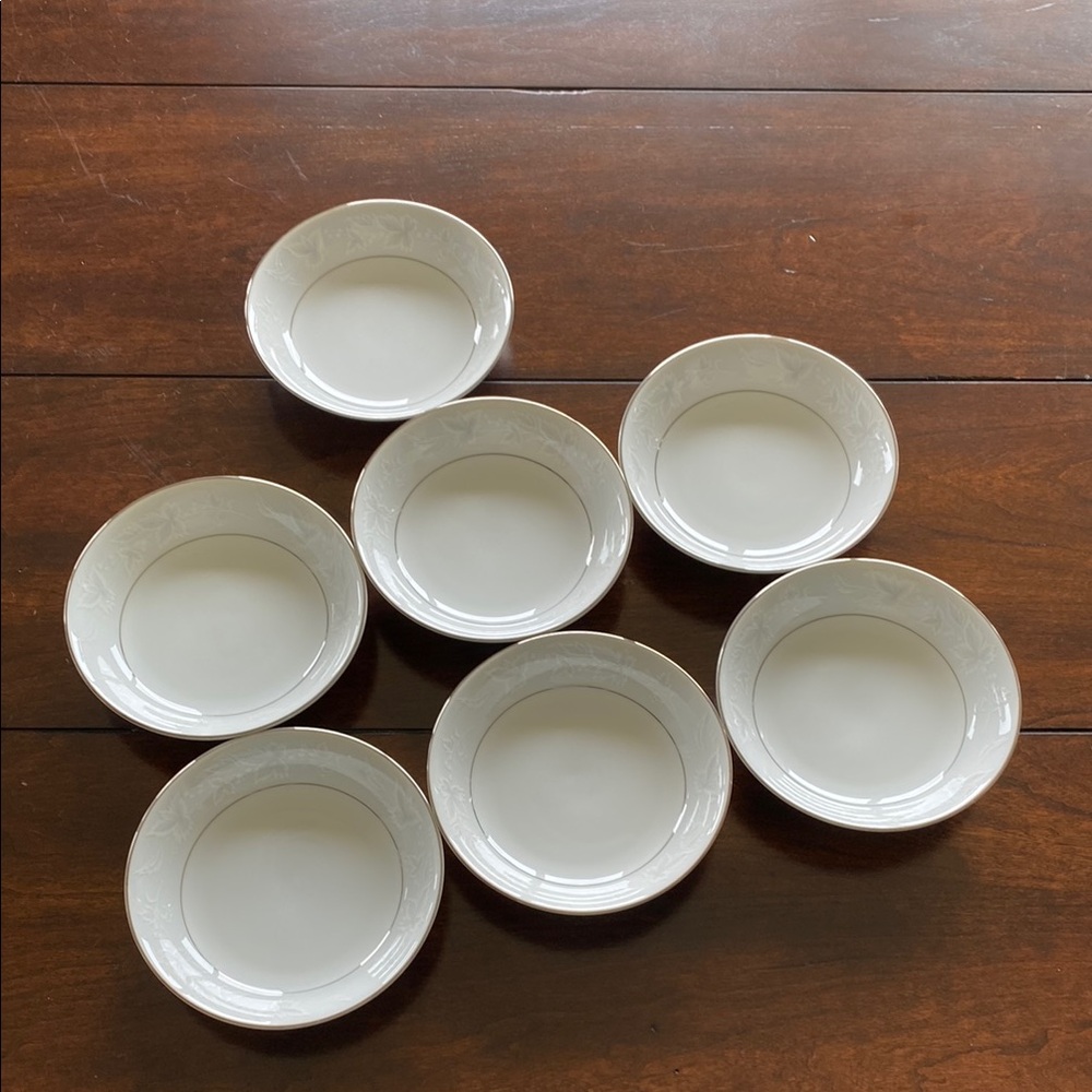 7 Fruit Dessert Bowls In Fascination By International!
